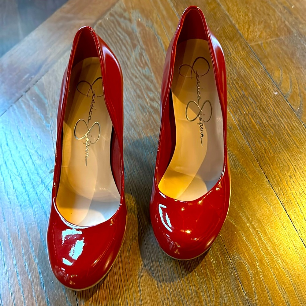 Jessica Simpson red patent leather pumps size 7.5